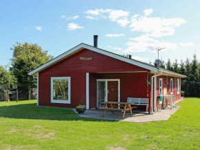 Luring Holiday Home in Jutland with Sea nearby, Hadsund